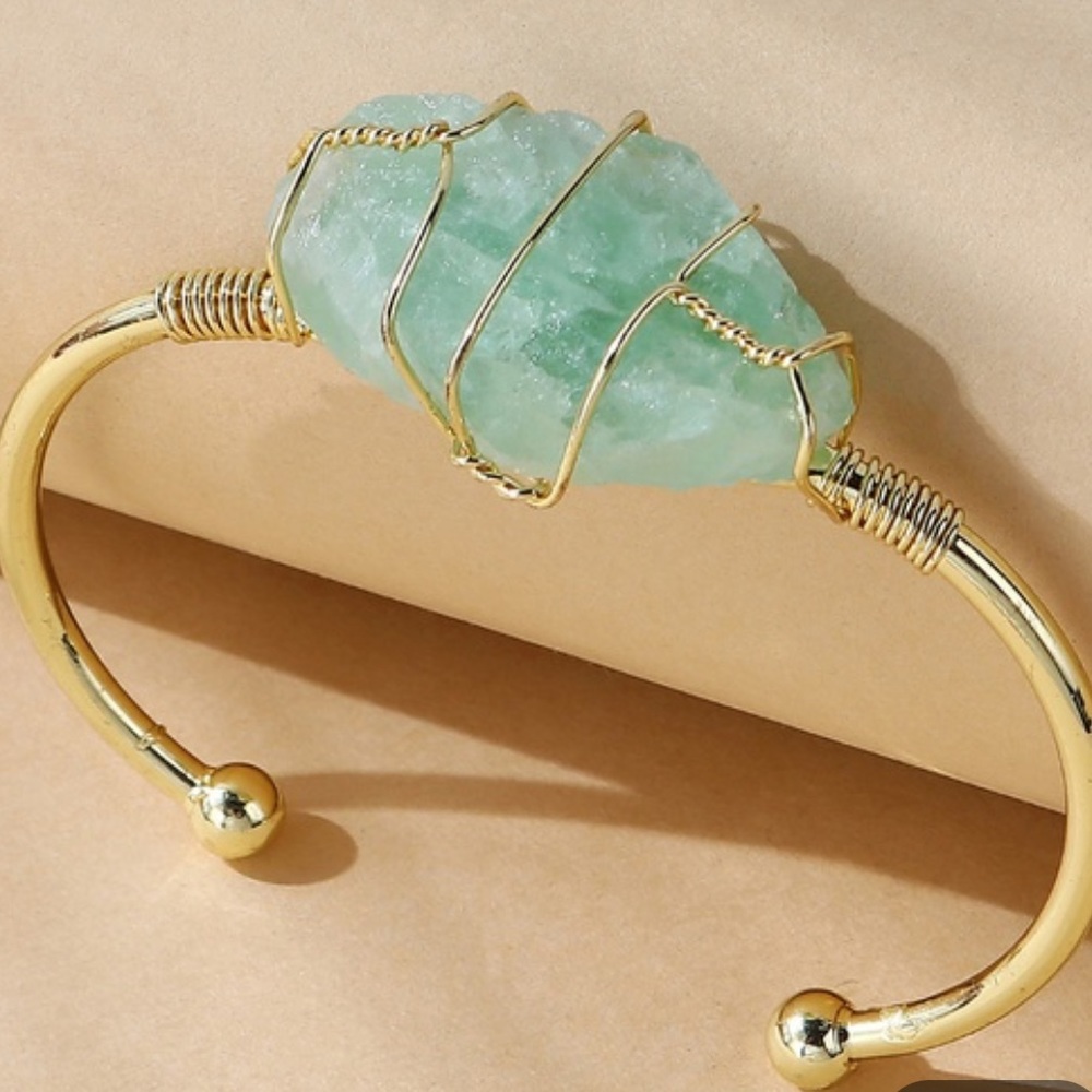 Natural Cut Chunky Wire Wrapped Aventurine Bracelet Gold Hardware